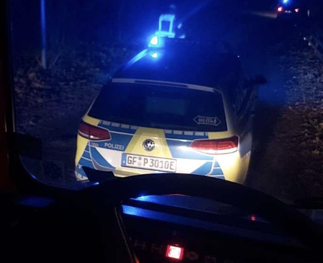 Feuerschein mit Rauchentwicklung